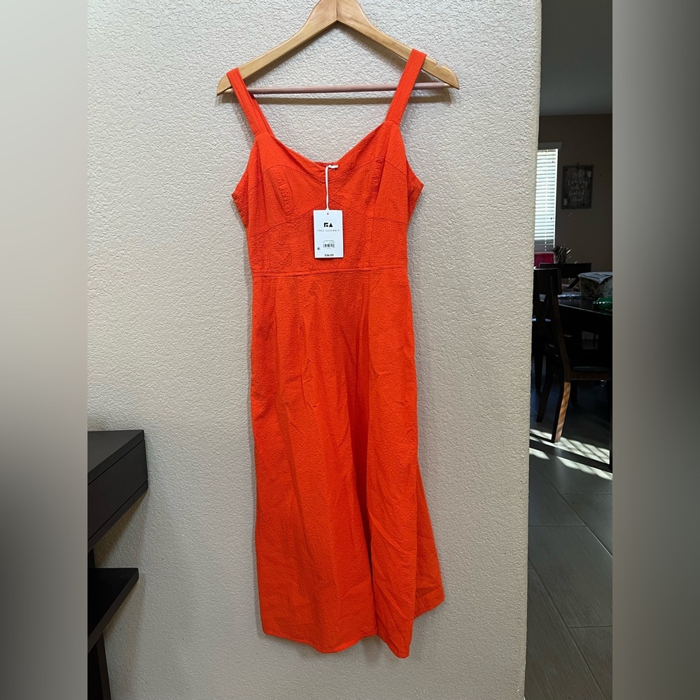 Gorgeous red/orange summer dress